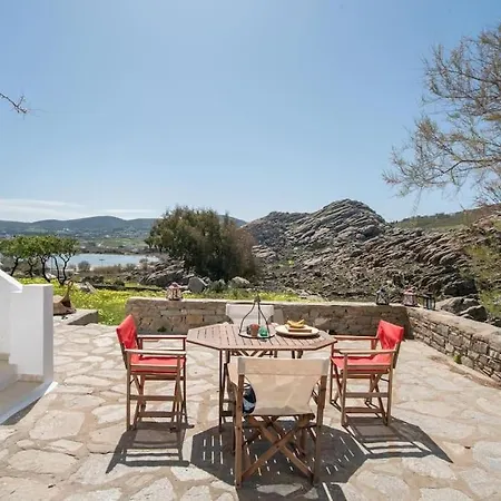 Kolimpithres Beach House * Naousa (Paros)