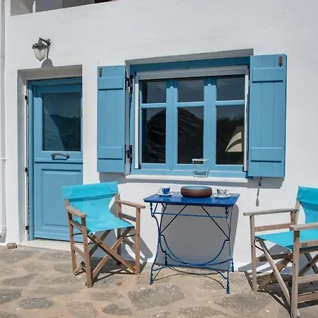 Kolimpithres Beach House * Naousa (Paros)