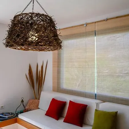 Kolimpithres Beach House Naousa (Paros)