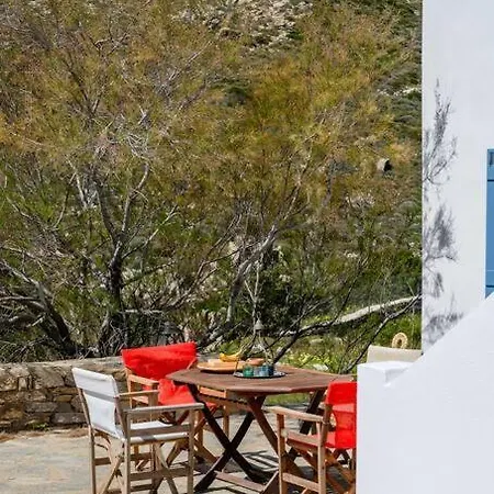 Kolimpithres Beach House Holiday home Naousa (Paros)