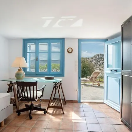 Holiday home Kolimpithres Beach House Naousa (Paros)